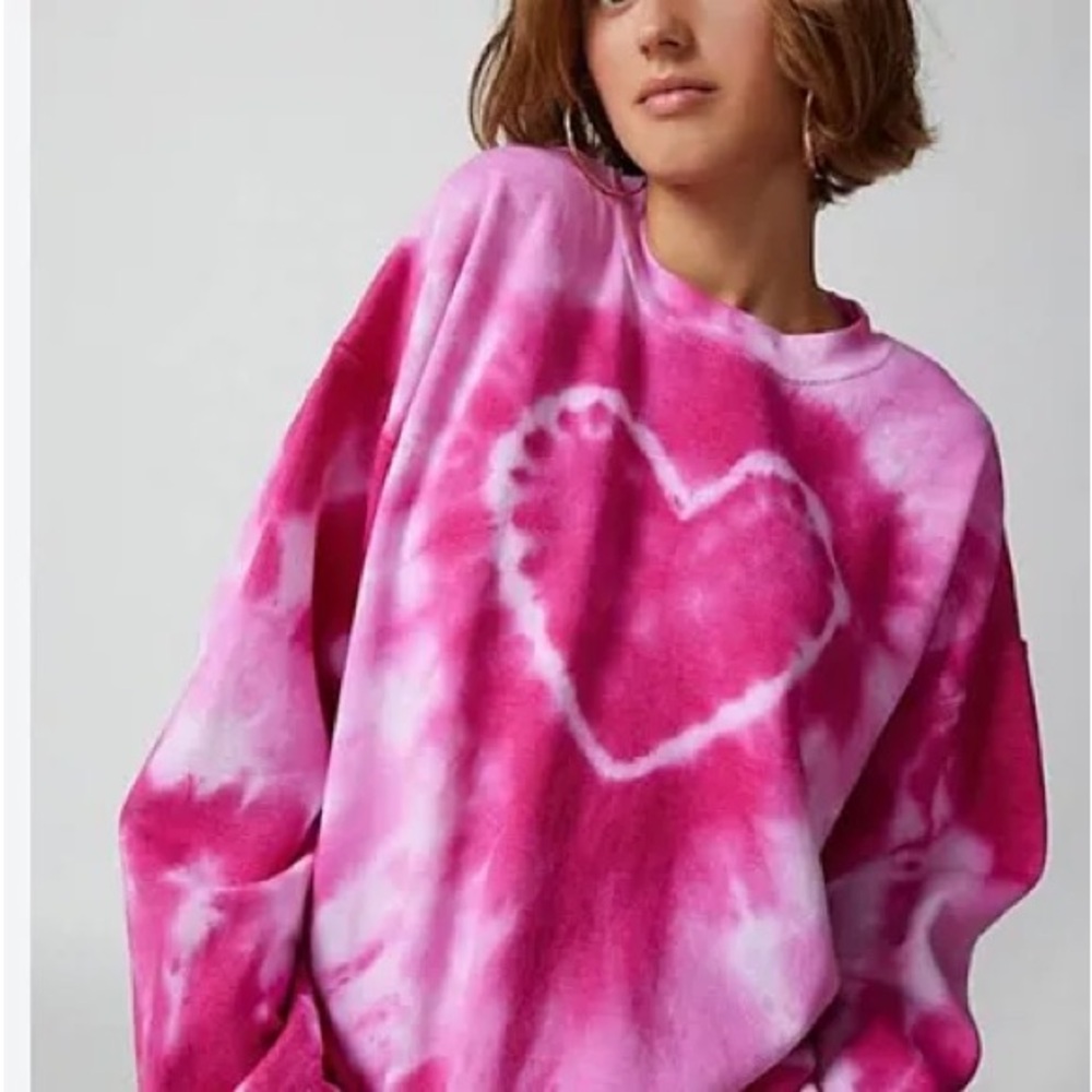 urban outfitters crewneck